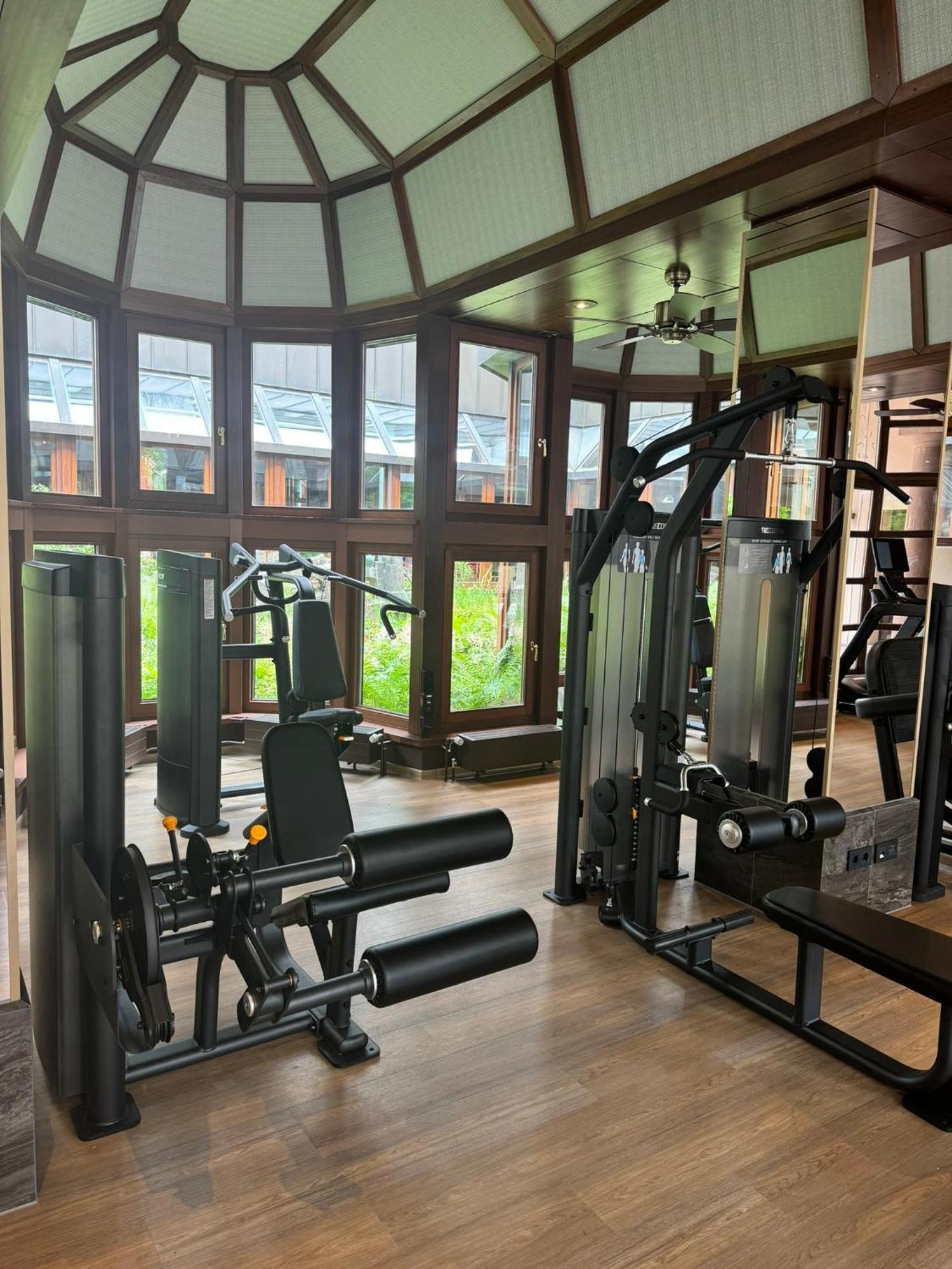 Mokni'S Palais Hotel & Spa Bad Wildbad Dış mekan fotoğraf